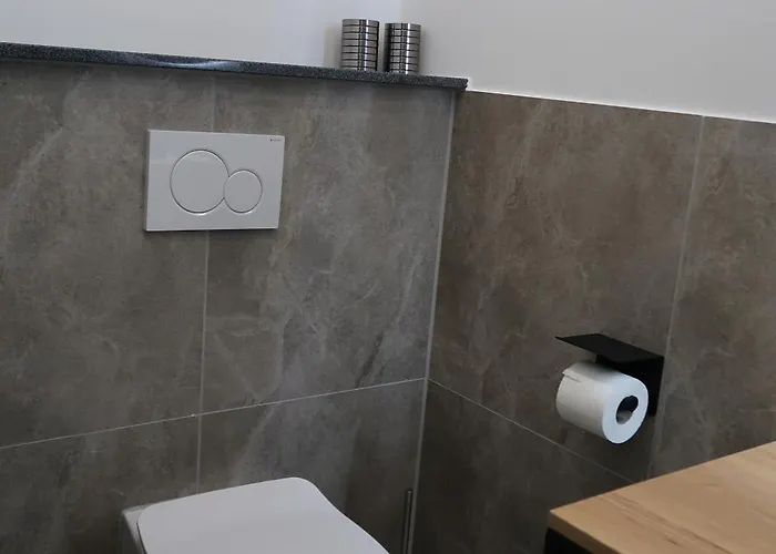 Toka - An Der Regiobahn Gasthuis 3*