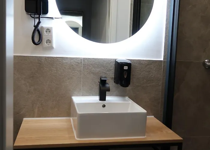 Gasthuis Toka - An Der Regiobahn