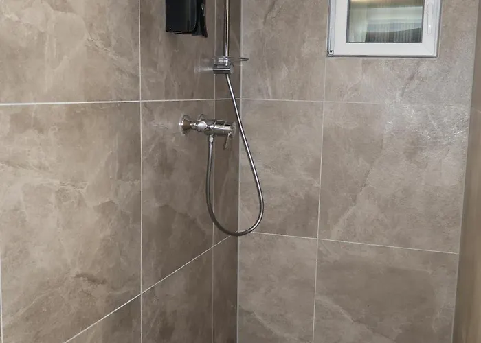 Gasthuis Toka - An Der Regiobahn Mettmann